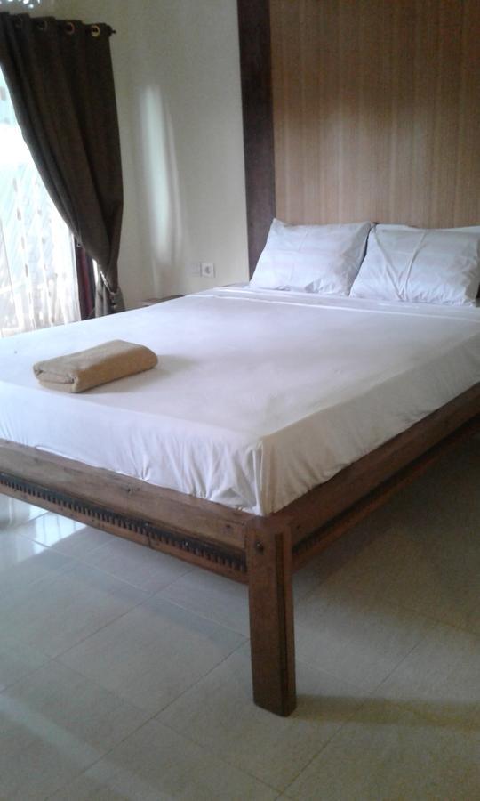 Madu Sentana House Hotel Ubud Buitenkant foto