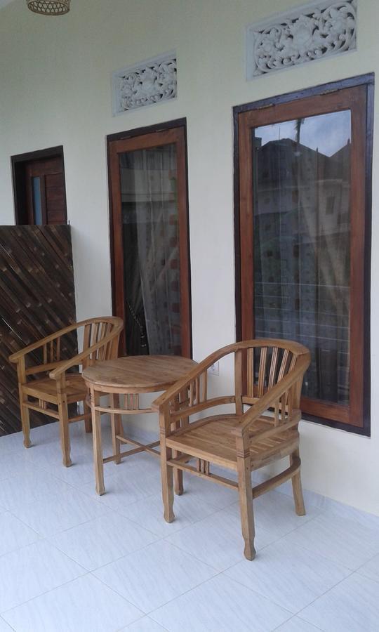 Madu Sentana House Hotel Ubud Buitenkant foto