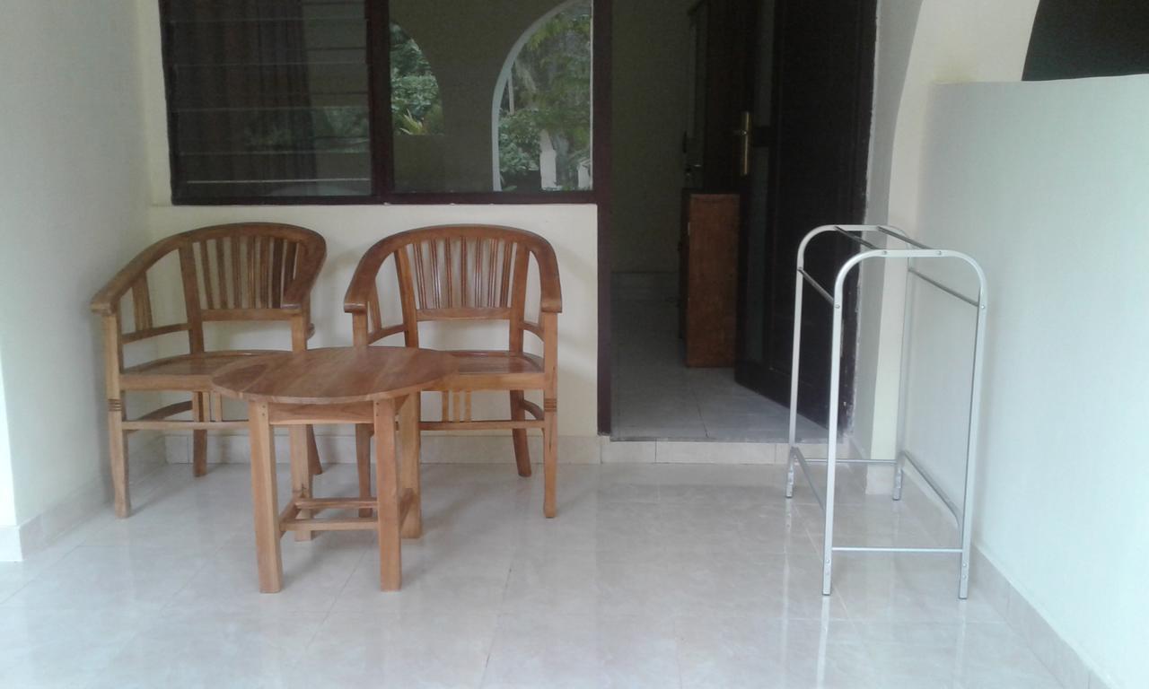 Madu Sentana House Hotel Ubud Buitenkant foto