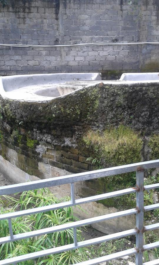 Madu Sentana House Hotel Ubud Buitenkant foto